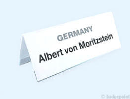 Badgepoint - Name tag systems - We make your name visible fra Dansk Erhvervsbeklædning. - som Standardprodukter, Individuelle produkter, og som Brancheløsninger: Navneskilte, Reversskilte, Bordskilte, Kampagneskilte, Badge, med tryk og gravering, efter opgaven.