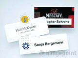 Badgepoint - Name tag systems - We make your name visible fra Dansk Erhvervsbekl�dning. - som Standardprodukter, Individuelle produkter, og som Branchel�sninger: Navneskilte, Reversskilte, Bordskilte, Kampagneskilte, Badge, med tryk og gravering, efter opgaven.