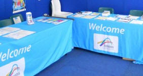 Medier baggrunde ... til ude og inde ... Bannere ... i net, pvc og som block out. Bordduge ... Pallesvøb ... National- og reklameflag ... Andre bannere ...