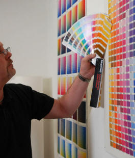 Farverum i CMYK og Pantone