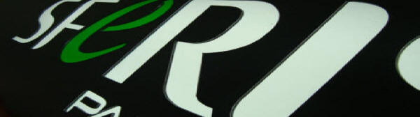 Facadeskilte med og uden lys