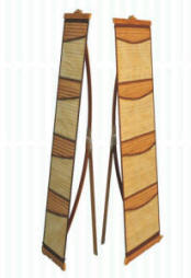 BAMBOO POSTER SHELF MODEL 1