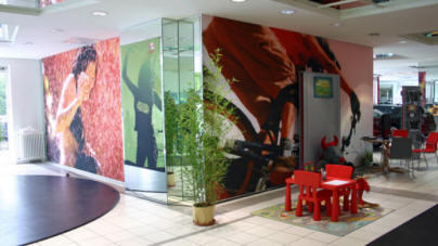 Udstillingssystemer - både transportable og permanente løsninger