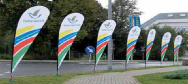 Beachflaget er en nyere vinkel til reklamebrug og giver er godt blikfang