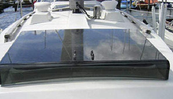 B�dvinduer. B�dluge kopieret ud fra gammel model, set forfra -