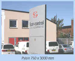 Alle pylonerne er ellipseformede og med åbne kanter - her vist i 700 x 3000 mm.