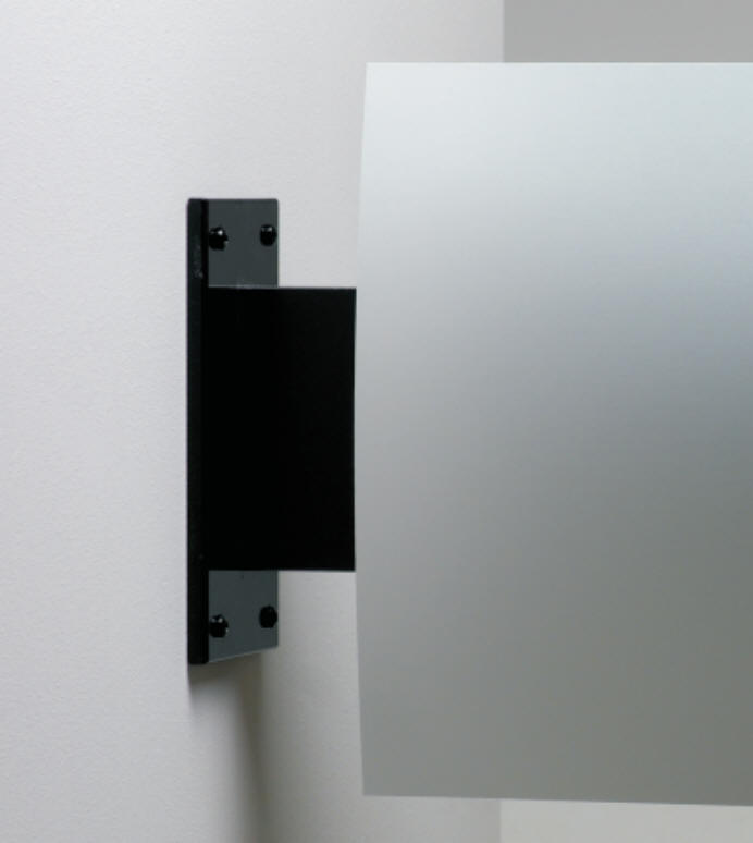 Exclusive - beslag for montering på væg.