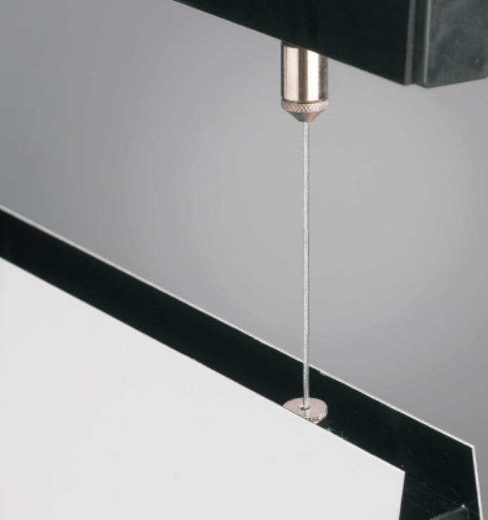 Montering af hængepyloner i loft.