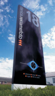 Base ellipsepylon 1150 x 2500 mm., sortlakeret.