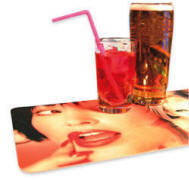 DecoBar 100 % Polyester - Barrunner - et eksempel til eftertanke - ses af mange - beskytter inventar - og giver stof til eftertanke!