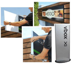 vbox X1 er et flot og funktionelt nyt system der er udfrt i et helt fladt 40 mm. design - anvendelig ude og inde - med og uden belysning. Med X1 kan De bygge vgskilte, standere, hngeskilte og udhngsskilte efter Deres egen id og med de krav der aktuelt er gldende. Standardstrrelserne findes i formater fra 300 x 300 til 700 x 3000 mm..