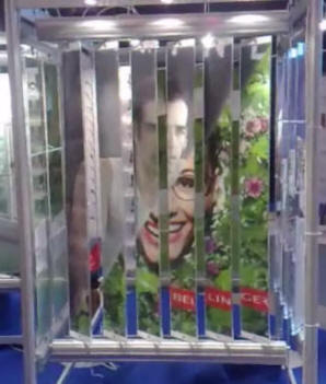 E-motion med poster blade, A1