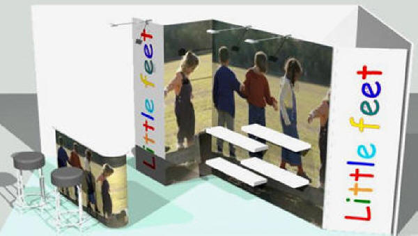 Messestande: Case: 15 m2 Hjørnestand, lukket på højre side. Stand mål; 3 x 5 m., højde 245 cm.