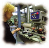 TAMPOTRYK til anvendelse p� det meste og vi tilbyder gerne trykket leveret, inclusive montage, pakning, oplagring og videre transport.