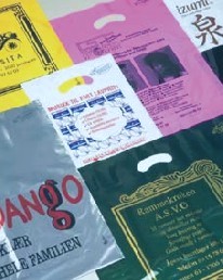 B�reposer med budskab, firmanavn og logo.