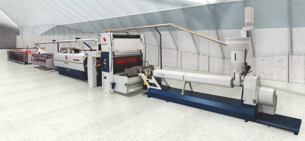 Extrusion machines for polypropylene strips (PP) or high density polyethylene (HDPE) or linear low density (LLDPE). 