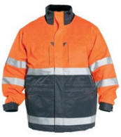 2-farvet EN 471 multijakke Model: 1995-914-10252-farvet vandt�t og �ndbar multijakke med aftageligt quiltfor, som kan anvendes separat som termojakke. Funktionslommer: 2 stiklommer p� bryst. Sidelommer. Indvendig lynl�slomme, skjult lynl�s i front. H�tte med plads til arbejdshjelm. Regulerbar linning 100% polyester med PU coating 340 g/m�. Findes i str: XS - 4XL DKK pris fra 1.282,50 