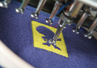 Broderi anvendes ofte n�r der er s�rlige krav til detaljer, styrke og farve.