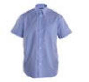 Oxford skjorte Model: 3254-135-18 Kort�rmet skjorte med brystlomme. Flot design produceret i en praktisk Oxford kvalitet. Strygelet. Bev�gelsesfold midt p� ryggen for �get komfort. 70 % bomuld / 30 % polyester 140 g/m�. 