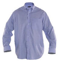 Oxford skjorte Model: 3255-135-18 Lang�rmet skjorte med brystlomme. Flot design produceret i en praktisk oxfordkvalitet. Strygelet. Bev�gelsesfold midt p� ryggen for �get komfort. 70 % bomuld / 30 % polyester 140 g/m�. 
