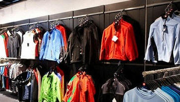 Dansk Erhvervsbekl�dning har �n af markedets st�rste profilkollektioner,