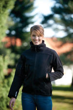 Softshell jakke til dame.