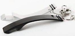 Flaske�bner med krog og n�glering. St�l. 13 x 2 cm.