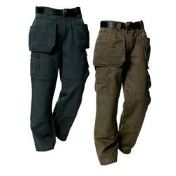 Multifunktionsbuks i "forvasket" denim look. 