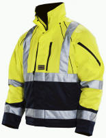 Dess.: 333861253-62-2167 Fluorescerende pilotvinterjakke, kl. 3, quilt- og pileforet, aftagelig hætte, forlænget ryg.