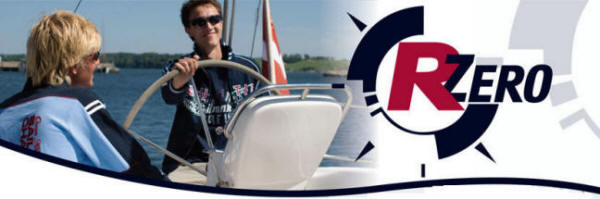 SAILWEAR - en fantastisk kollektion af sejlert�j, designet af sejlere - fra lager, i sm� og st�rre m�ngder - med broderi og tryk, efter opgave, gennem Dansk Erhvervsbekl�dning.