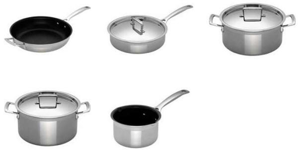WA-125 Skænkeprop 5 stk. Misto oliespray Stænklåg Stålknop 3-Ply bradepande med håndtag 3-Ply kasserolle med låg WT-110 tjenerproptrækker PC-300 proptrækker 3-Ply omeletpande m. belægning 3-Ply stegepande med belægning 3-Ply sauterpande 3-Ply gryde med låg, lav 3-Ply Gryde med låg, høj 3-Ply mælkegryder i rustfrit stål
