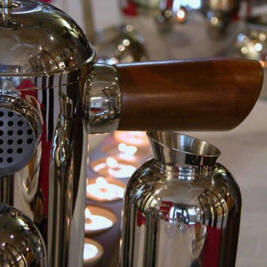 Freud Living er et engelsk produceret kvalitetsprodukt i rustfri st�l.