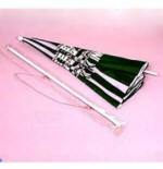 Parasol med sk�rmdiamter 180 cm. 8 felter. 