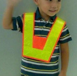 CE-godkendte reflekshangers, vest, brikker, eller blot refleks, i alle afskygninger, fra lager eller i produktion, efter tilbud.