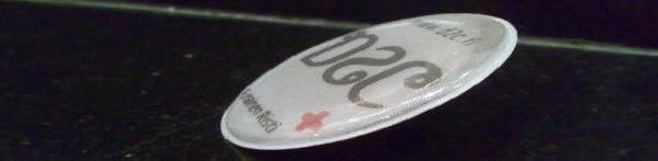 CE-godkendte reflekshangers, vest, brikker, eller blot refleks, i alle afskygninger, fra lager eller i produktion, efter tilbud.