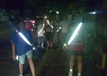 CE-godkendte reflekshangers, vest, brikker, eller blot refleks, i alle afskygninger, fra lager eller i produktion, efter tilbud.