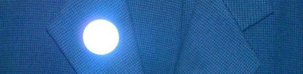 CE-godkendte reflekshangers, vest, brikker, eller blot refleks, i alle afskygninger, fra lager eller i produktion, efter tilbud.