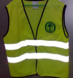 CE-godkendte reflekshangers, vest, brikker, eller blot refleks, i alle afskygninger, fra lager eller i produktion, efter tilbud.