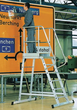 Platformstiger i aluminium, mobil - Den �konomiske l�sning&nbsp;