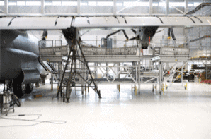 Specialkonstruktioner udf�res efter ordre. Her vises platforme til Hercules C 130 J,