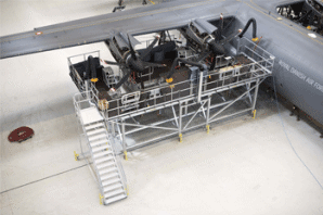 Specialkonstruktioner udf�res efter ordre. Her vises platforme til Hercules C 130 J,