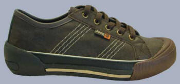 SKIND Art.: 674 Farve: BRUN St�rrelser: 41 - 46 Ca. butikspris: DKK 599,-